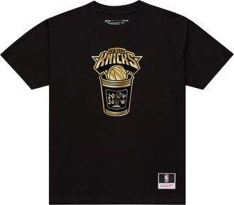Mitchell & Ness New York Knicks B & G Coffee Cup T-Shirt in Black Men