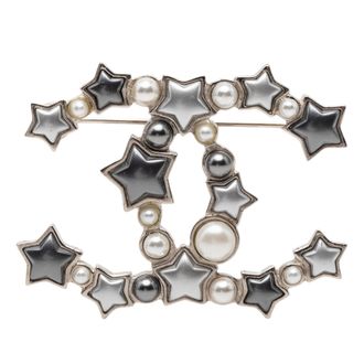 Chanel Silver Plated Resin and Faux Pearl Star Brooch
