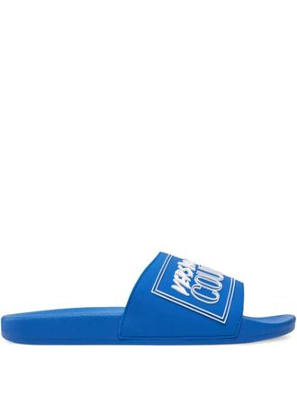 Versace Jeans Couture Slippers met logo-reli&euml;f - Blauw