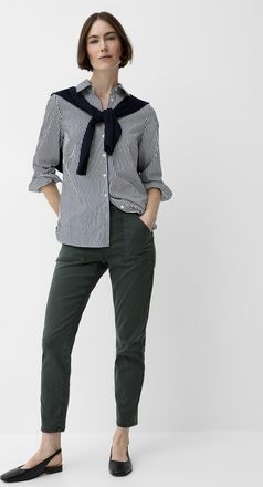 FDJ Womens Olivia patch pockets ultra stretch jean Fit: Slim leg, mid rise