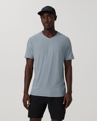 Vuori Clothing Strato Tech V-Neck T-Shirt | Dusty Blue Heather | Medium