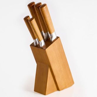 Beliani Conjunto De 5 Cuchillos Con Bloque Modernos De Acero Inoxidable Afilados A Mano Dureza 54 Hrc Marr&oacute;n Tochigi