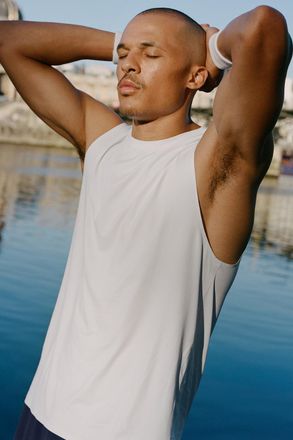 Alo | Idol Muscle Tank Top in White, Size: Medium