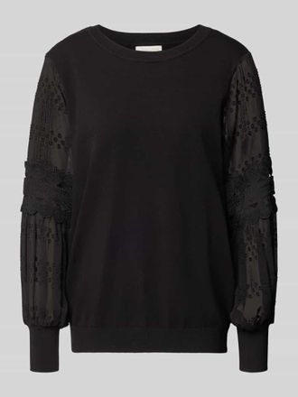 Apricot Regular Fit Bluse aus Viskose-Mix mit Loch-Stitching in Black, Gr&ouml;&szlig;e XXL