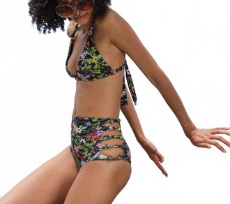 LVHR Madison Racerback Top In Black Botanical