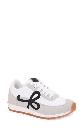 Berness Simone Sneaker in White at Nordstrom Rack, Size 8
