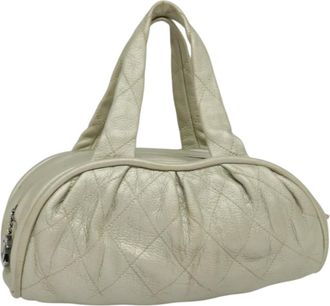 Chanel Le Marais Bowler Bag Quilted Leather Silver Leather Handbag (Pre-Owned)