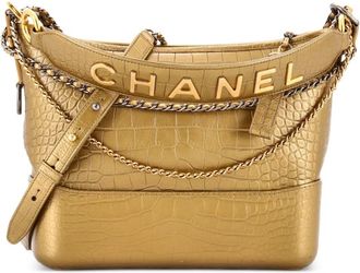 Chanel Gabrielle medium tas met krokodillen-reli&euml;f en logo - Goud