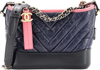 Chanel Gabrielle Hobo Chevron Aged Calfskin Small crossbody bag - Blauw