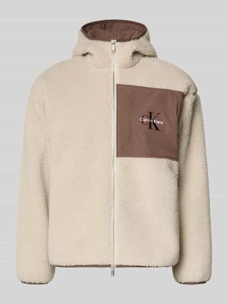 Calvin Klein Jeans Regular Fit Fleecejacke mit Brusttasche Modell Sherpa in Offwhite, Gr&ouml;&szlig;e M
