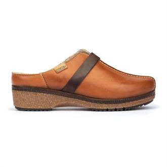 Pikolinos Womens Granada Clog In Brandy
