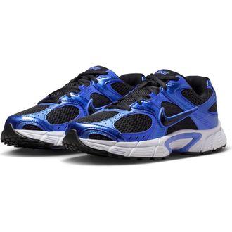 Nike V5 RNR Sneaker in Black/Sapphire at Nordstrom Rack, Size 5.5