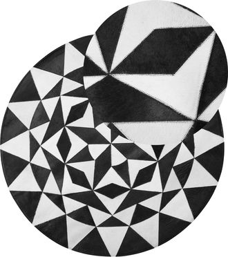 Beliani Beliani - Alfombra Redonda De Piel De Vacuno Blanco Y Negro &Oslash; 140 Cm Hecha A Mano Pelo Corto Moderna Turgutlu