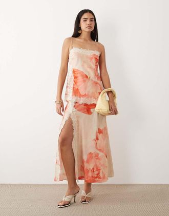 Asos Vestito lungo con spalline sottili in raso arancione a fiori oversize a doppio strato con applicazioni in pizzo