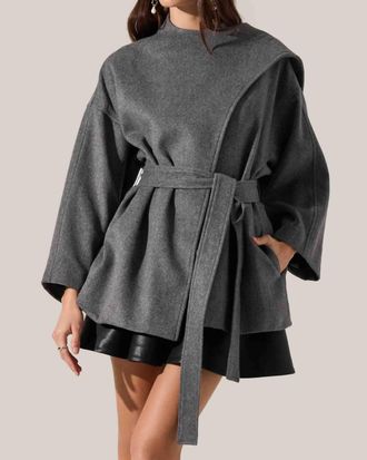 Astr Womens Elaxi Short Coat In Charcoal
