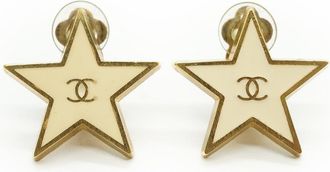 Chanel metalen oorbellen CC