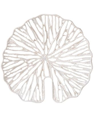 A&B Home Leaf Patterned Wall Decor