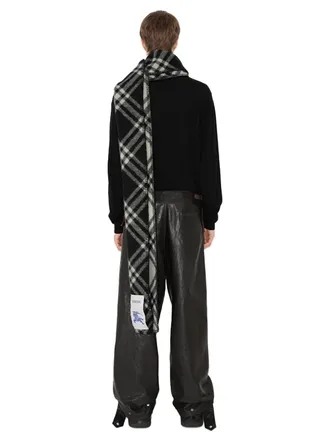 Burberry Check Wool Scarf - Black