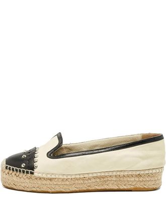 Alexander McQueen Espadrillas con borchie - Toni neutri
