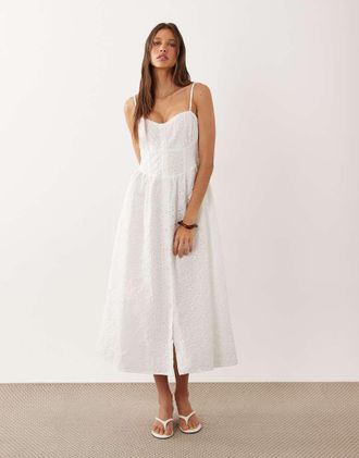 New Look Vestito midi in pizzo bianco con dettaglio stile corsetto