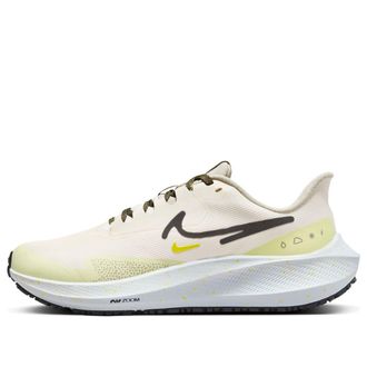 Nike (WMNS) Nike Air Zoom Pegasus 39 Soft Yellow Black DO7626-100