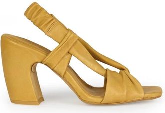 Cortana Mosterdkleurige leren sandaal - Dames - Sandalen met hakken - Geel - 40 EU - Leer - Schoenen