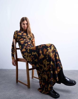Topshop Vestito lungo nero a maniche lunghe con stampa a fiori sfocata