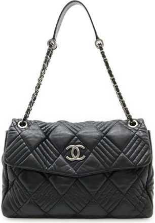 Chanel Black Leather Shoulder Bag Tote Bag (Pre-Owned)