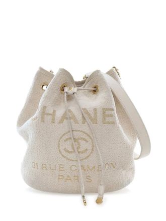 Chanel 2019 Small Tweed Deauville Drawstring bucket bag - women - Fabric - One Size - White