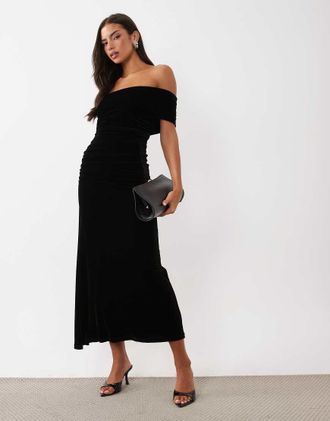 Bardot Vestito lungo in velluto monospalla Bardot nero con godet