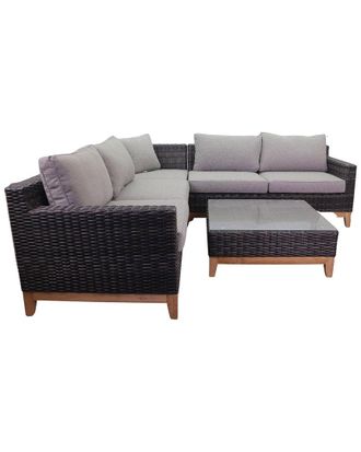 Courtyard Casual Maywood