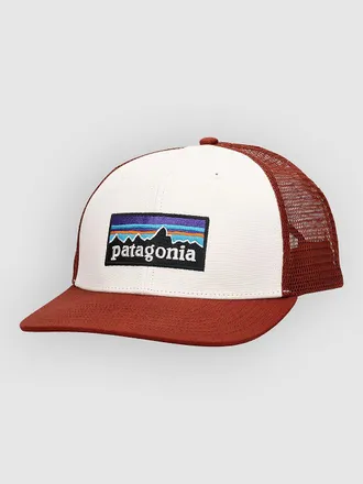 Patagonia P-6 Logo Trucker Cap weiss