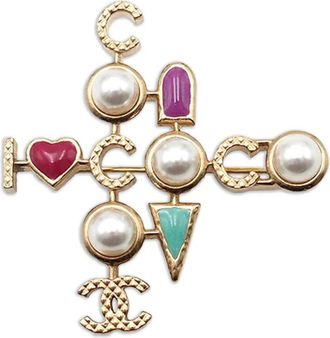 Chanel 2017 CC Gold Plated Faux Pearl I Heart Coco Brooch costume brooch - Goud