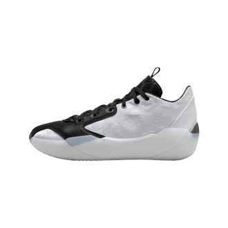 Nike Air Jordan XXXIX Croix Basketball Shoes (FQ0213-100, White/Black/Dark Powder Blue), White/Black/Dark Powder Blue, 6.5 UK