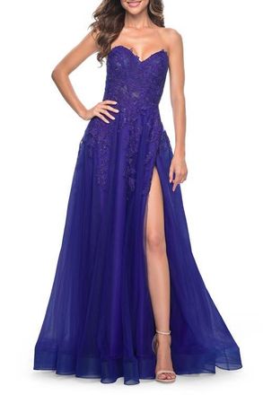 La Femme Sweetheart Tulle Strapless Gown with Lace Applique in Indigo at Nordstrom, Size 10