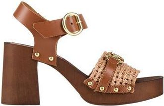 Pregunta CALZADO - Sandalias con cierre en YOOX.COM