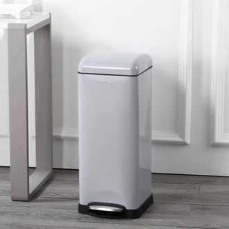 Happimess Betty Retro 8-Gallon Step-Open Trash Can (20 liners Included)