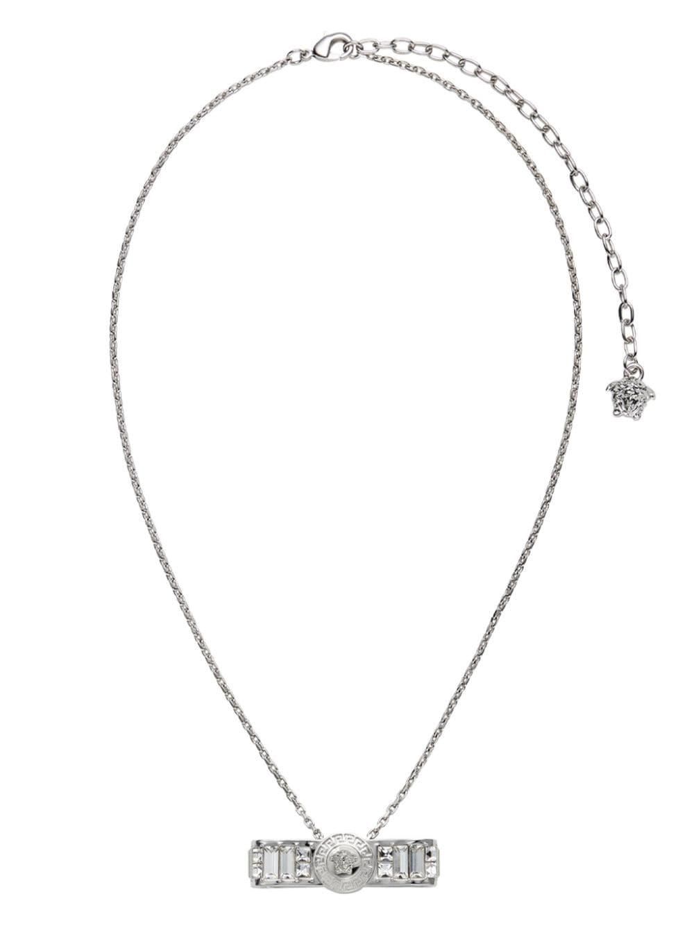 Versace: Silver Necklaces now up to −50% | Stylight