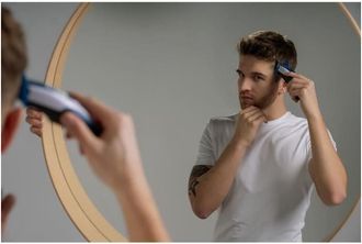 Wahl Tondeuse A Cheveux - Wahl - Color Pro Cordless - 3,5 W - 8 Sabots - Autonomie : 60 Min - Bleu / Gris