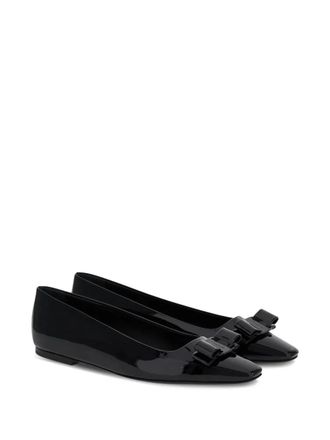 Ferragamo Vara Ballerina Flat - Black