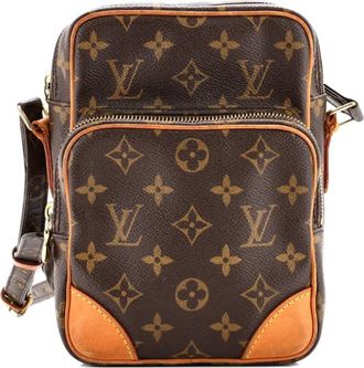 Louis Vuitton Amazone Bag Monogram Canvas crossbody bag - Bruin