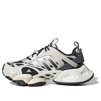 adidas XLG Runner Deluxe Sail Black JR0577