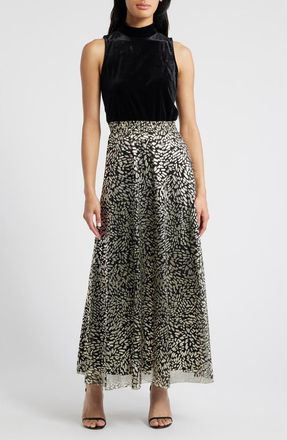 Halogen Mixed Media Metallic Print Gown in Gold/black at Nordstrom Rack, Size X-Large