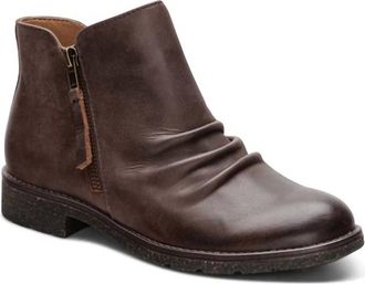 Aetrex Womens Mila Weatherproof Boots In Dark Brown