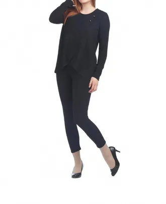 Papillon Crossover 3 Button Top In Black