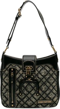 Louis Vuitton Pre-owned Shoulder Bags, female, Gray, Size: ONE SIZE Pre-owned Elegant Shoulder Bag
