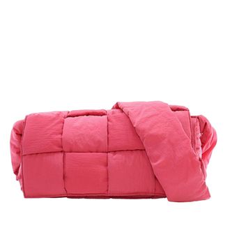 Bottega Veneta Vooraf bezette Nylon Intrecciato Gewatteerde Tech Cassette Crossbody