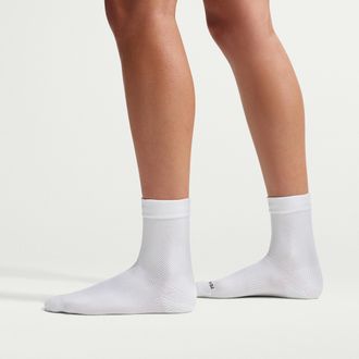 Nike Unisex Run Lightweight Running Micro-Crew Socks (1 Pair) in White | IB6114-100