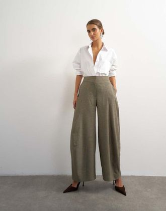 Topshop pantaloni fluidi a gamba ampia in taupe m&eacute;lange-Neutro
