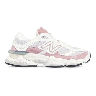 New Balance Training Shoes, unisex, Pink, Size: 5 1/2 US 9060 Sneakers